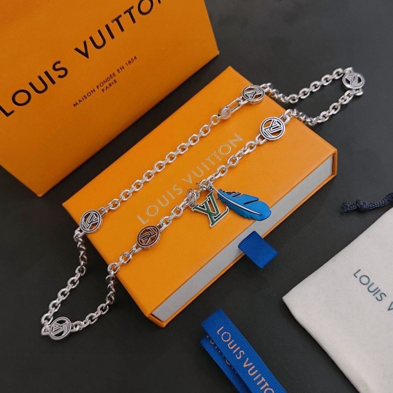 Louis Vuitton Necklaces